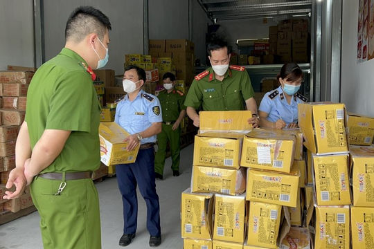 Hà Nội: Tăng cường chống buôn lậu, gian lận thương mại, xử phạt hành chính hơn 1,4 tỷ đồng 