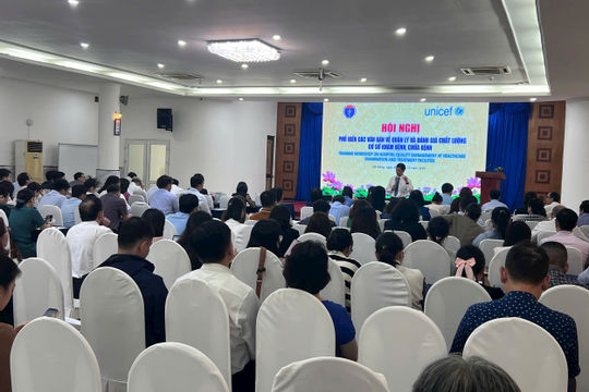 Đánh giá chất lượng bệnh viện và khảo sát sự hài lòng người bệnh