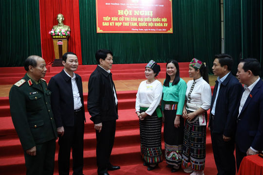 Chủ tịch nước Lương Cường tiếp xúc cử tri tại huyện Thường Xuân, Thanh Hóa Chủ tịch nước Lương Cường tiếp xúc cử tri tại huyện Thường Xuân, Thanh Hóa