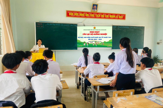 Đẩy mạnh giáo dục hướng nghiệp, định hướng phân luồng cho học sinh trung học