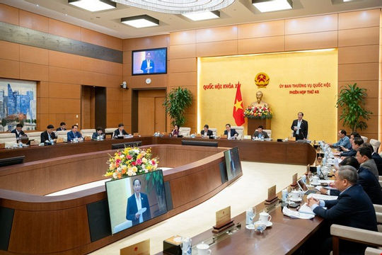 Tăng cường giám sát, giải quyết dứt điểm tình trạng khiếu nại đông người Tăng cường giám sát, giải quyết dứt điểm tình trạng khiếu nại đông người