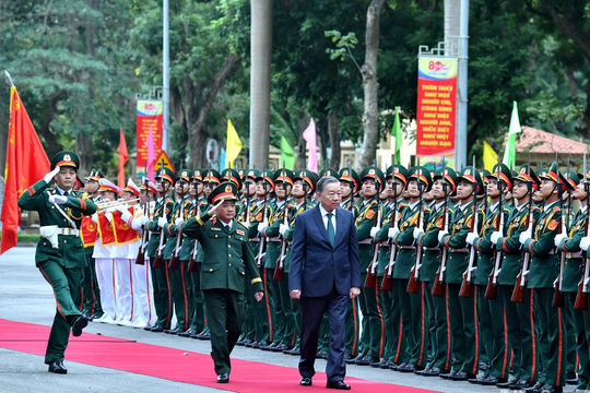 Thường xuyên thực hiện tốt chức năng tham mưu chiến lược về công tác đảng, công tác chính trị trong Quân đội