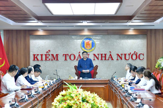 Kiểm toán nhà nước: Chặt chẽ, thực chất trong kiểm điểm, đánh giá, xếp loại tổ chức đảng, đảng viên cuối năm Kiểm toán nhà nước: Chặt chẽ, thực chất trong kiểm điểm, đánh giá, xếp loại tổ chức đảng, đảng viên cuối năm