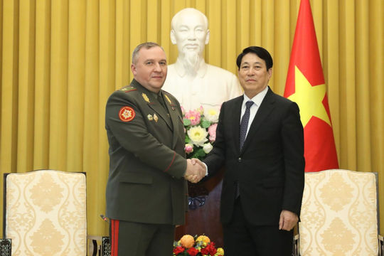 Chủ tịch nước Lương Cường tiếp xã giao Bộ trưởng Bộ Quốc phòng Belarus Chủ tịch nước Lương Cường tiếp xã giao Bộ trưởng Bộ Quốc phòng Belarus