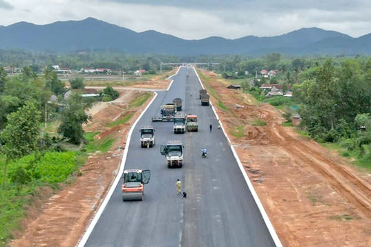 Hoàn thành cao tốc Cần Thơ - Cà Mau trước 31/12/2025