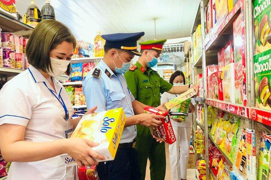 Lập 5 đoàn kiểm tra liên ngành an toàn thực phẩm dịp Tết tại 10 tỉnh, thành phố Lập 5 đoàn kiểm tra liên ngành an toàn thực phẩm dịp Tết tại 10 tỉnh, thành phố