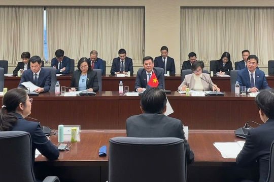 Khai mở tiềm năng hợp tác công nghiệp, thương mại và năng lượng Việt Nam - Nhật Bản Khai mở tiềm năng hợp tác công nghiệp, thương mại và năng lượng Việt Nam - Nhật Bản