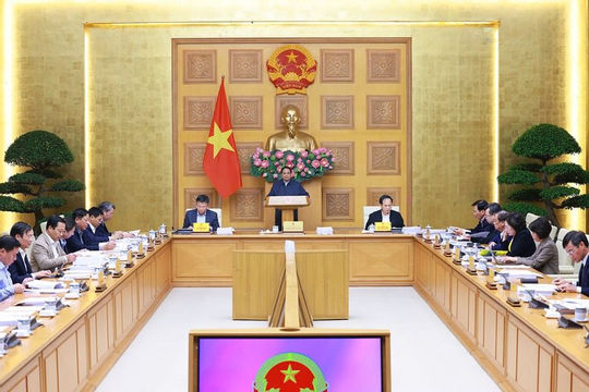 Nhanh chóng ban hành các văn bản phục vụ sắp xếp bộ máy tinh gọn, mạnh, hiệu năng, hiệu lực, hiệu quả Nhanh chóng ban hành các văn bản phục vụ sắp xếp bộ máy tinh gọn, mạnh, hiệu năng, hiệu lực, hiệu quả