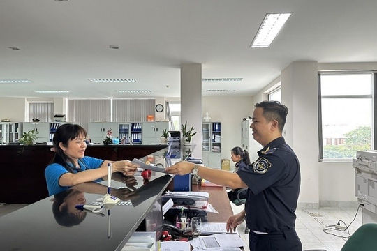 Năm 2024: ngành hải quan thu ngân sách tăng 15%  Năm 2024: ngành hải quan thu ngân sách tăng 15%