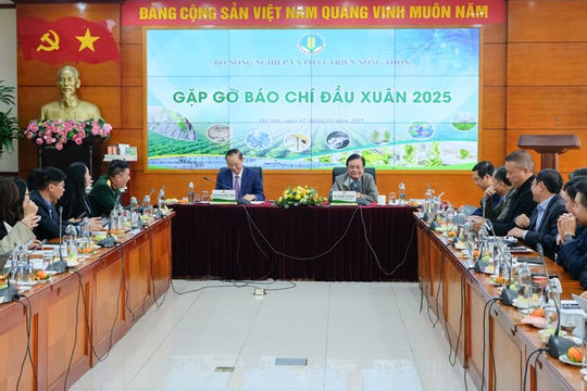 Năm 2025, ngành nông nghiệp phấn đấu tốc độ tăng trưởng GDP đạt 3,3 - 3,4% Năm 2025, ngành nông nghiệp phấn đấu tốc độ tăng trưởng GDP đạt 3,3 - 3,4%