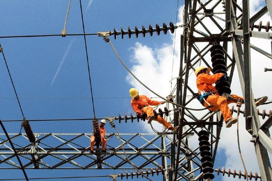 Chủ động giải pháp bảo đảm cung ứng đủ điện phục vụ sản xuất kinh doanh và đời sống nhân dân
