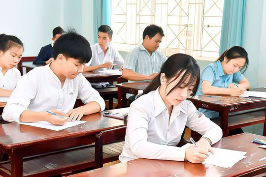 Bộ Giáo dục và Đào tạo chốt phương án thi tuyển vào lớp 10 THPT Bộ Giáo dục và Đào tạo chốt phương án thi tuyển vào lớp 10 THPT