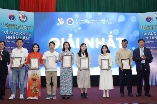 59 tác phẩm đoạt giải báo chí “Vì Sức khỏe nhân dân” lần thứ II 59 tác phẩm đoạt giải báo chí “Vì Sức khỏe nhân dân” lần thứ II