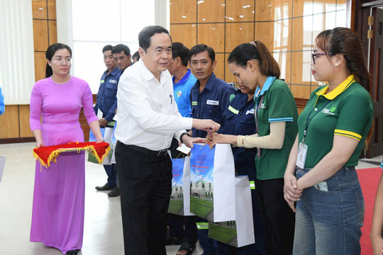 Chủ tịch Quốc hội: Trà Vinh phải giữ vững tăng trưởng hai con số