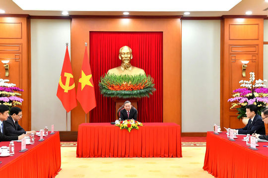 Tổng Bí thư Tô Lâm điện đàm với Tổng Bí thư, Chủ tịch nước Trung Quốc Tập Cận Bình Tổng Bí thư Tô Lâm điện đàm với Tổng Bí thư, Chủ tịch nước Trung Quốc Tập Cận Bình