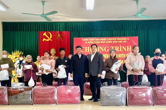 Kiểm toán nhà nước chuyên ngành Ia và Kiểm toán nhà nước khu vực VII: Lan tỏa yêu thương nhân dịp Tết Nguyên đán Ất Tỵ  Kiểm toán nhà nước chuyên ngành Ia và Kiểm toán nhà nước khu vực VII: Lan tỏa yêu thương nhân dịp Tết Nguyên đán Ất Tỵ