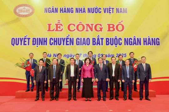 Tiếp tục hoàn thành việc chuyển giao bắt buộc 2 ngân hàng Tiếp tục hoàn thành việc chuyển giao bắt buộc 2 ngân hàng