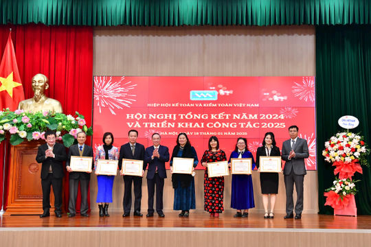 VAA: Đổi mới, sáng tạo, nâng cao uy tín nghề nghiệp kế toán - kiểm toán VAA: Đổi mới, sáng tạo, nâng cao uy tín nghề nghiệp kế toán - kiểm toán