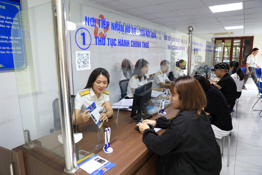 Hoàn thiện hệ thống văn bản quy phạm pháp luật về thuế Hoàn thiện hệ thống văn bản quy phạm pháp luật về thuế