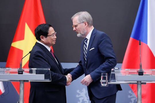 Thời điểm phù hợp để đưa quan hệ Việt Nam - Czech sang trang mới