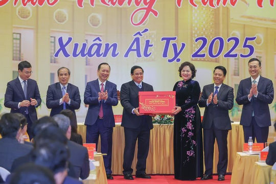 Ngành ngân hàng cần tích cực hỗ trợ phát triển hạ tầng giao thông chiến lược Ngành ngân hàng cần tích cực hỗ trợ phát triển hạ tầng giao thông chiến lược