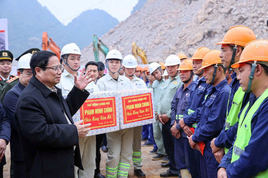 Tập đoàn Đèo Cả: Tiếp đà tăng trưởng để bứt phá trong “kỷ nguyên mới” Tập đoàn Đèo Cả: Tiếp đà tăng trưởng để bứt phá trong “kỷ nguyên mới”