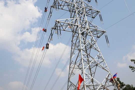 Đề xuất tăng nhập khẩu điện từ Trung Quốc và Lào 