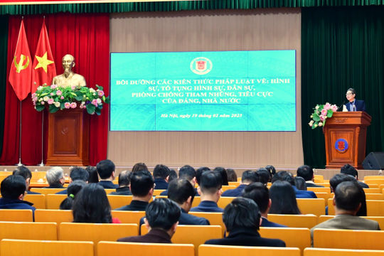 Phải tập trung vào công tác phòng chống tham nhũng, lãng phí, tiêu cực Phải tập trung vào công tác phòng chống tham nhũng, lãng phí, tiêu cực