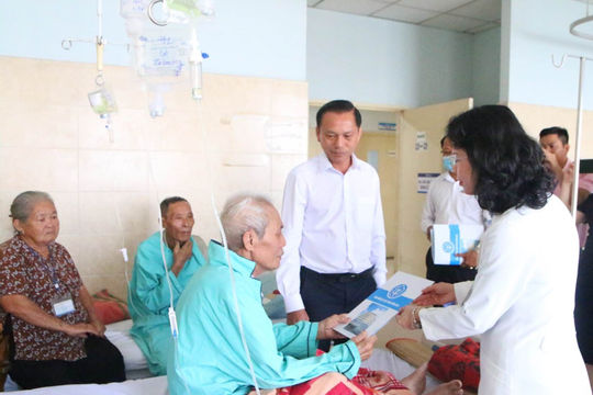 Đồng Nai phấn đấu 96,5% người dân tham gia bảo hiểm xã hội Đồng Nai phấn đấu 96,5% người dân tham gia bảo hiểm xã hội