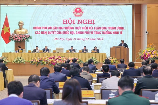 Không còn cách nào khác, chúng ta phải tăng trưởng cao, bền vững liên tục từ nay tới 2045 Không còn cách nào khác, chúng ta phải tăng trưởng cao, bền vững liên tục từ nay tới 2045