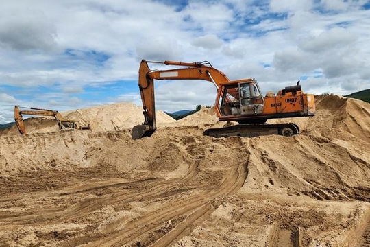 Kon Tum còn vướng mắc trong quản lý nhà nước về khai thác khoáng sản