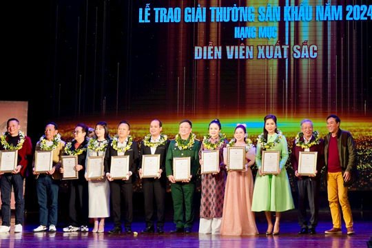 Vinh danh các tập thể, cá nhân xuất sắc lĩnh vực sân khấu