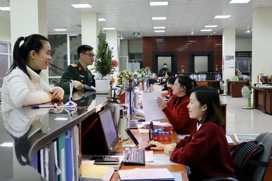Cao Bằng phấn đấu thu ngân sách năm 2025 đạt hơn 2.000 tỷ đồng Cao Bằng phấn đấu thu ngân sách năm 2025 đạt hơn 2.000 tỷ đồng