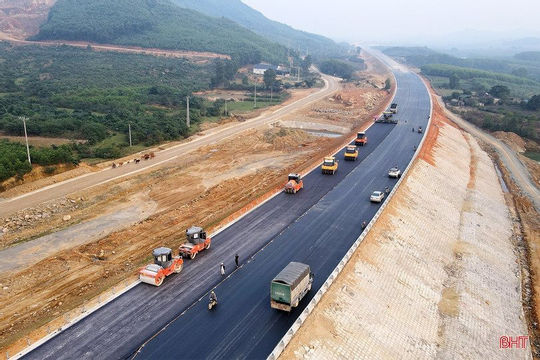 Lập 7 Đoàn Kiểm tra để tháo gỡ khó khăn cho các dự án giao thông trọng điểm Lập 7 Đoàn Kiểm tra để tháo gỡ khó khăn cho các dự án giao thông trọng điểm