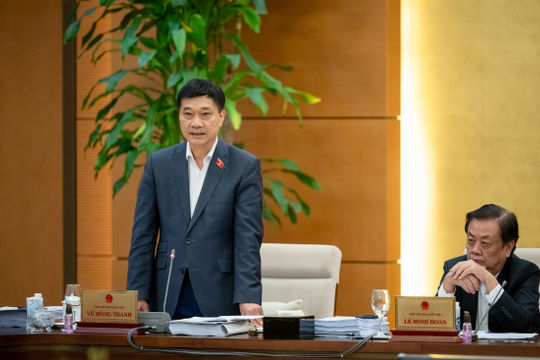 Sớm bố trí kinh phí cho chương trình xóa nhà tạm, nhà dột nát