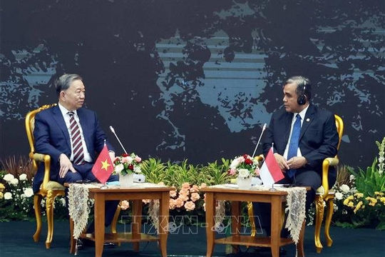 Tổng Bí thư Tô Lâm hội kiến Chủ tịch Hội đồng Hiệp thương Nhân dân Indonesia Tổng Bí thư Tô Lâm hội kiến Chủ tịch Hội đồng Hiệp thương Nhân dân Indonesia