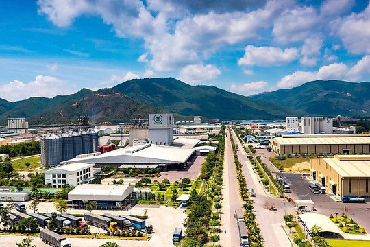 Thu hút đầu tư - điểm sáng của kinh tế Bình Định 2 tháng đầu năm 2025 Thu hút đầu tư - điểm sáng của kinh tế Bình Định 2 tháng đầu năm 2025