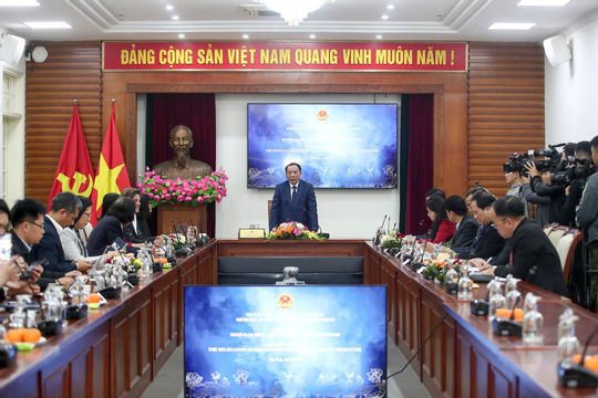 Việt Nam sẵn sàng hợp tác cùng các đối tác của Hoa Kỳ để phát triển điện ảnh và du lịch Việt Nam sẵn sàng hợp tác cùng các đối tác của Hoa Kỳ để phát triển điện ảnh và du lịch