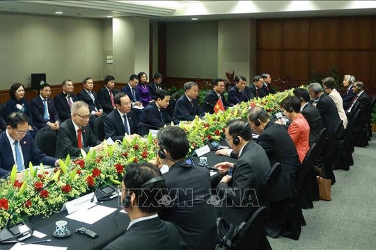 Việt Nam mong muốn thúc đẩy hợp tác nhiều mặt với Singapore Việt Nam mong muốn thúc đẩy hợp tác nhiều mặt với Singapore