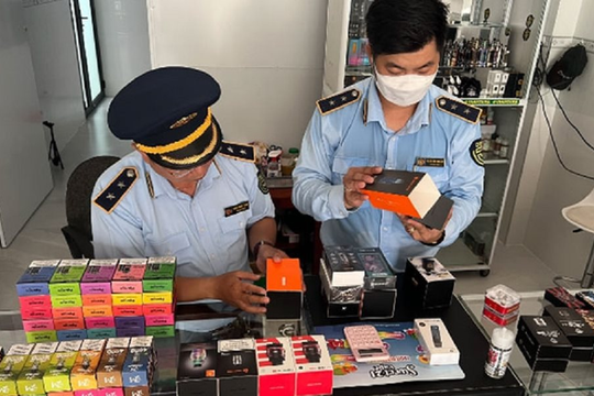 Cán bộ bao che cho thuốc lá nhập lậu sẽ bị xử lý nghiêm 