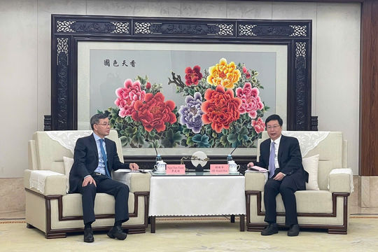 Tổng Kiểm toán nhà nước Ngô Văn Tuấn thăm và làm việc tại Trùng Khánh - Trung Quốc