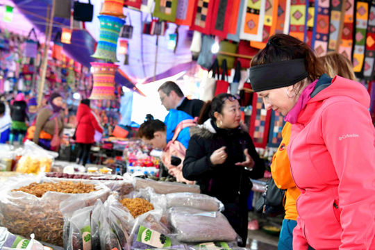 Kích cầu ngành du lịch