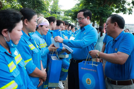 Tháng Công nhân 2025: Ngày hội của công nhân lao động