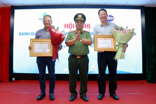 Bảo đảm tốt công tác an ninh, an toàn tại Dự án Nhà máy Điện Nhơn Trạch 3-4 Bảo đảm tốt công tác an ninh, an toàn tại Dự án Nhà máy Điện Nhơn Trạch 3-4
