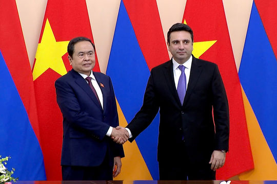 Chủ tịch Quốc hội Trần Thanh Mẫn hội đàm với Chủ tịch Quốc hội Armenia Alen Simonyan
