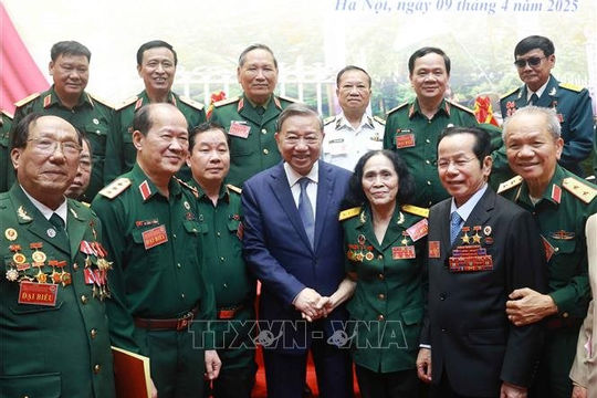 Tổng Bí thư Tô Lâm: Cựu chiến binh, cựu thanh niên xung phong, dân quân tự vệ luôn giữ vững ngọn lửa cách mạng Tổng Bí thư Tô Lâm: Cựu chiến binh, cựu thanh niên xung phong, dân quân tự vệ luôn giữ vững ngọn lửa cách mạng