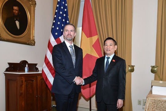 Hoa Kỳ nhất trí khởi động đàm phán thỏa thuận thương mại đối ứng với Việt Nam Hoa Kỳ nhất trí khởi động đàm phán thỏa thuận thương mại đối ứng với Việt Nam