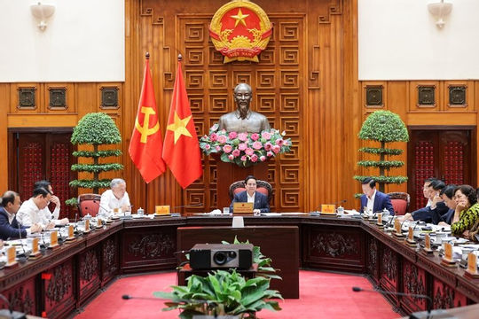 Thành lập ngay Đoàn đàm phán với phía Hoa Kỳ do Bộ trưởng Bộ Công Thương làm Trưởng đoàn Thành lập ngay Đoàn đàm phán với phía Hoa Kỳ do Bộ trưởng Bộ Công Thương làm Trưởng đoàn