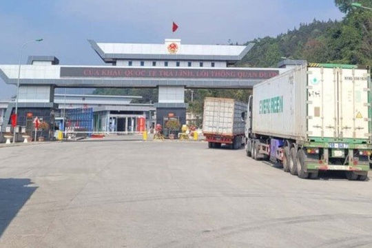 Việt Nam - Trung Quốc thống nhất các giải pháp thúc đẩy phát triển vận tải đường bộ  Việt Nam - Trung Quốc thống nhất các giải pháp thúc đẩy phát triển vận tải đường bộ