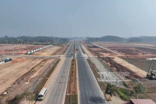 Thái Nguyên: Tăng cường thu hút vốn đầu tư phát triển toàn xã hội  Thái Nguyên: Tăng cường thu hút vốn đầu tư phát triển toàn xã hội
